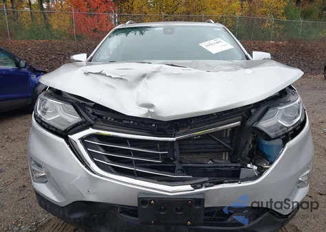 2018 Chevrolet Equinox Premier z USA, uszkodzony, nr VIN 3GNAXVEV2JS590947
